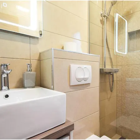 In With Wifi Apartment Starigrad Paklenica