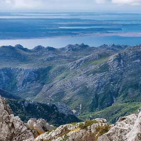 In With Wifi Apartment